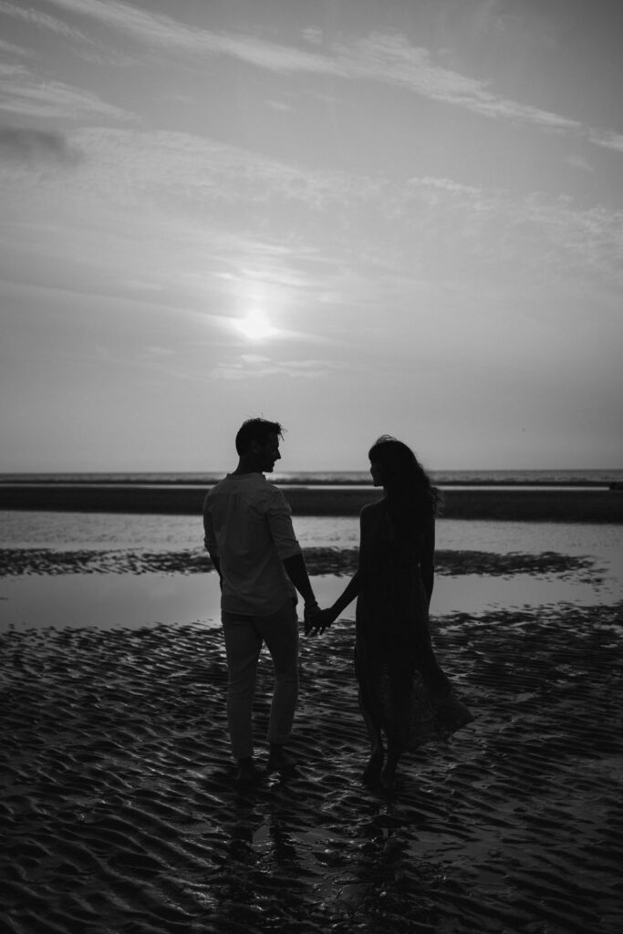 Séance photo engagement à la plage - Belgique